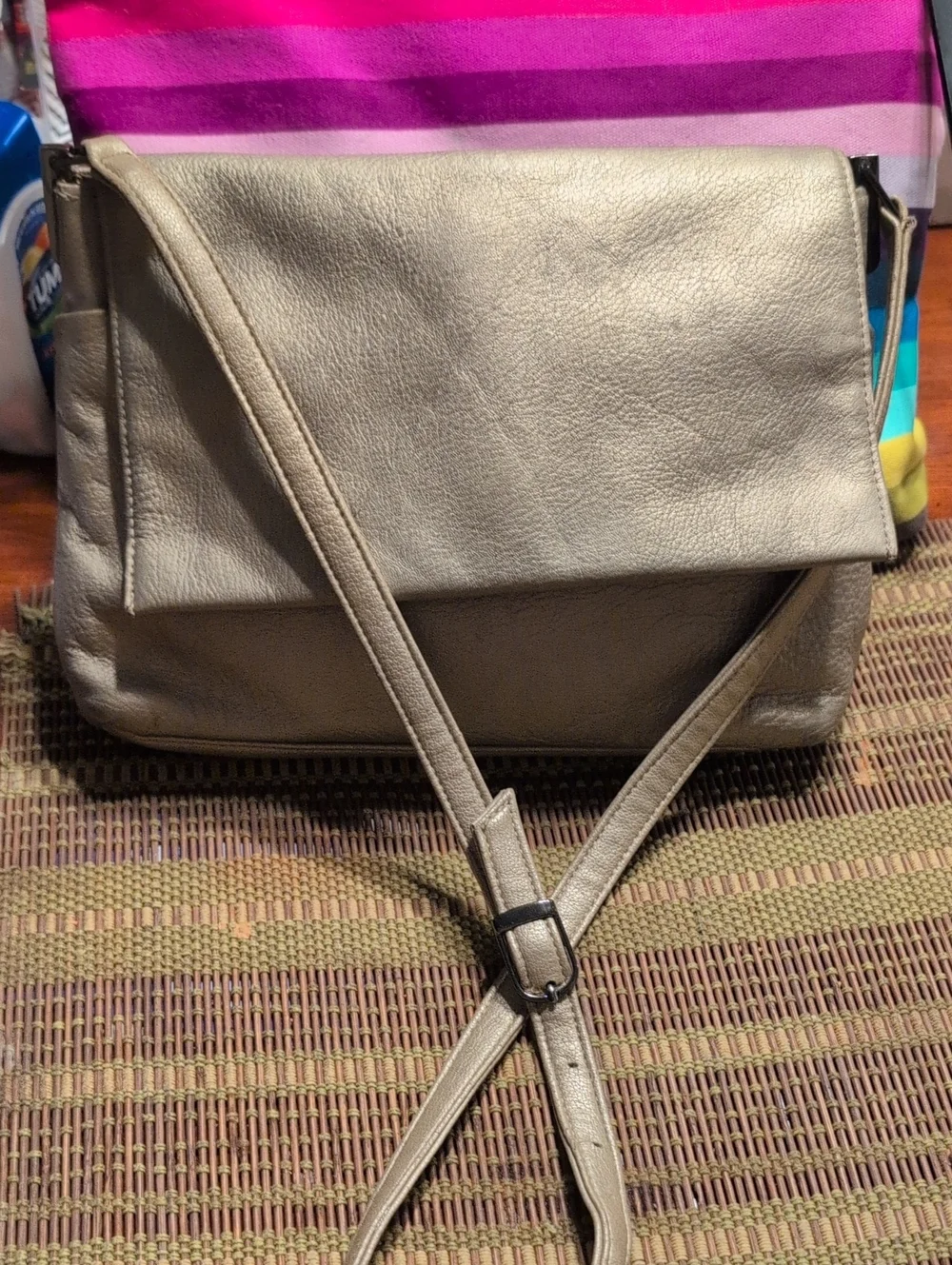 Vintage Hillard & Hanson Leather Crossbody Bag Subtle Gold Metallic